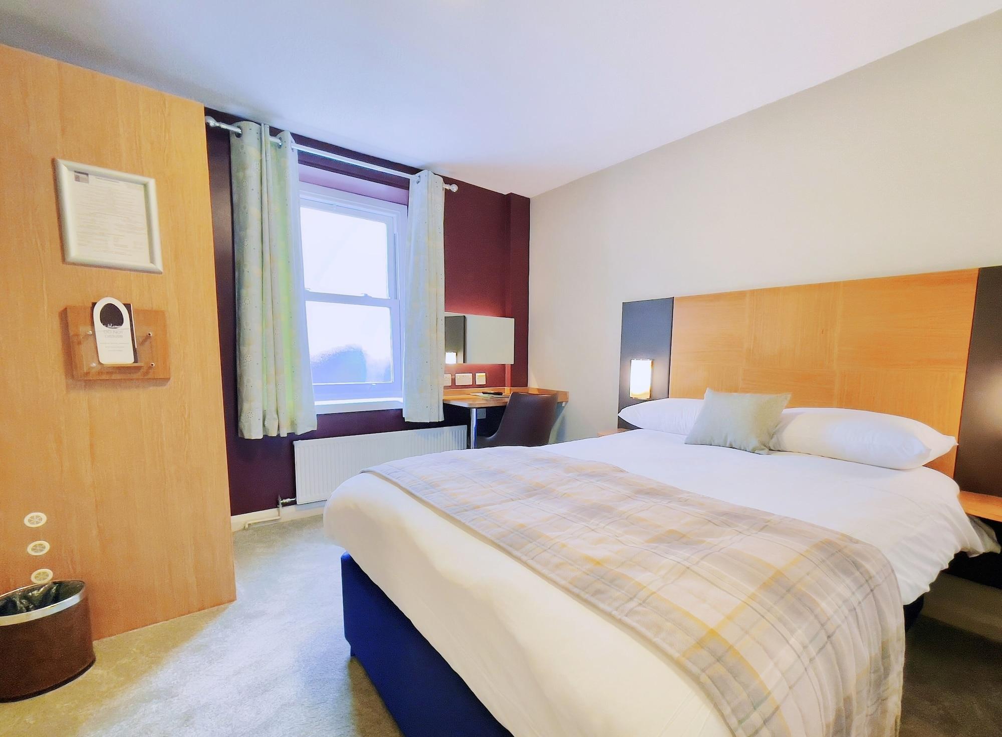 The Corner House Hotel Taunton Dış mekan fotoğraf